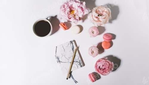 Preview: Floral Flat Lay with Coffee and Marble Notebook