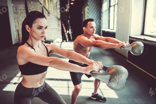 Preview: Couple working out