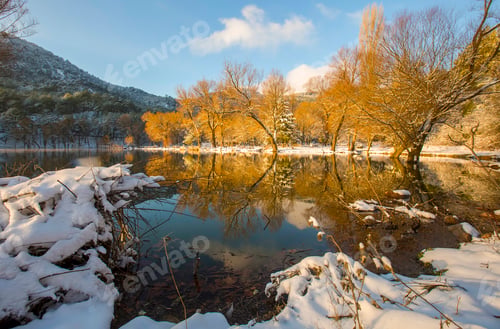 Preview: Turkey Izmir Black Lake (Karagol) winter landscape (Izmir Yamanlar)
