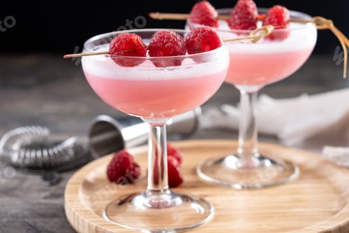 Preview: Elegant French Martini Cocktail on wooden table