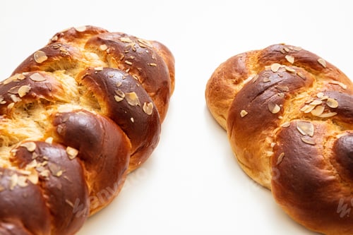 Preview: Easter greek tsoureki braid, sweet bread brioche isolated on white