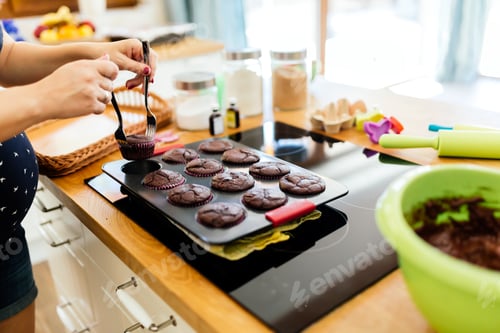 Preview: Muffins taken out of the oven