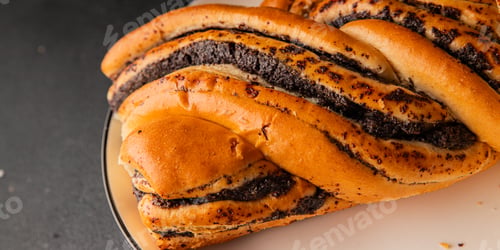 Preview: poppy seed roll braided poppy seed brioche sweet pastry dessert poppy seed roll