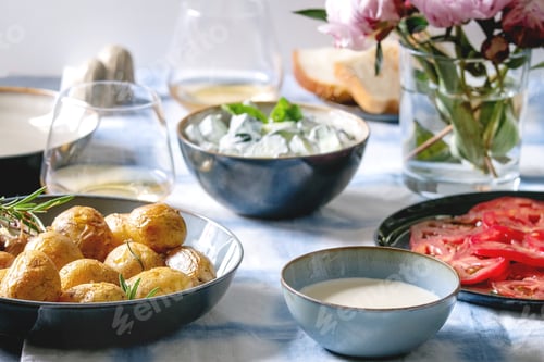 Preview: Young baked potatoes
