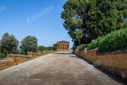 Preview: Temple of Concordia in the Valley of Temples - Agrigento, Sicily, Italy