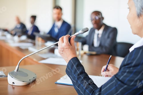 Preview: Speaker at conference