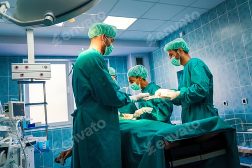 Preview: Surgeons Perform Operation in Brightly Lit Operating Room