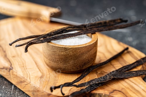 Preview: Vanilla pods. Sticks of vanilla and white sugar
