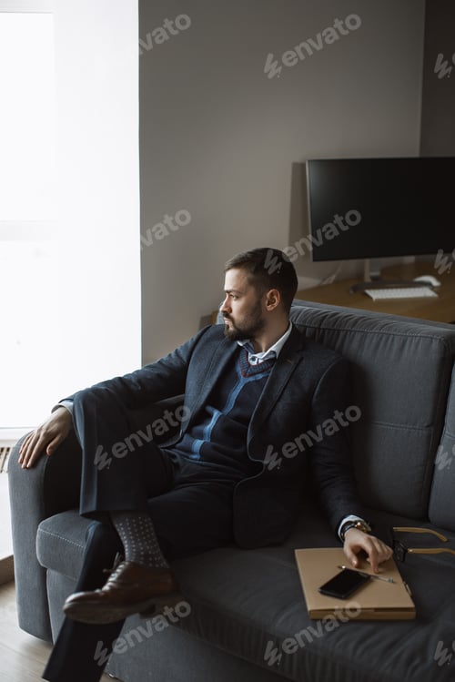 Preview: Modern Businessman. Confident Man in Suit