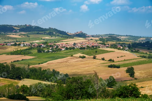 Preview: Rural landscape on Tortona hills, Piedmont, Italy