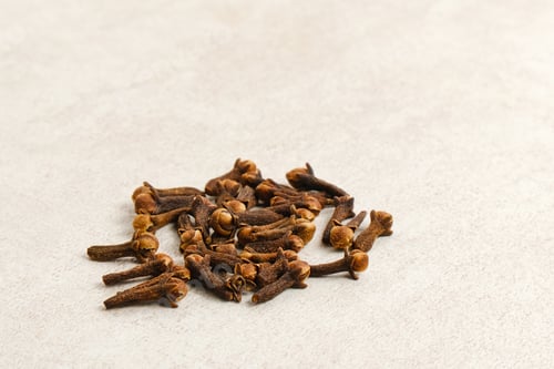 Preview: Dried cloves or cengkeh, dried herbs