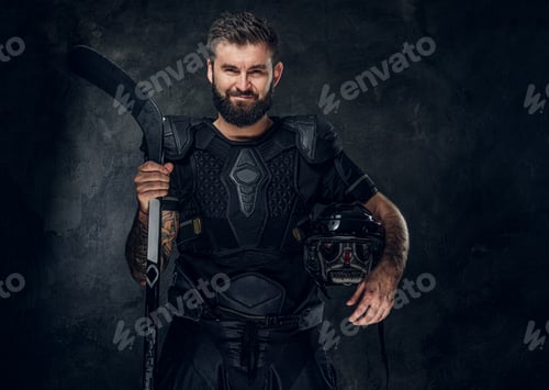 Preview: Portrait of professional hockey player
