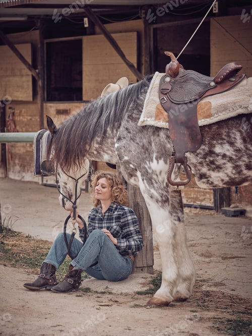 Preview: Woman with horse in paddock