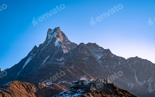 Preview: Landscape view of Mount Machhapuchre range