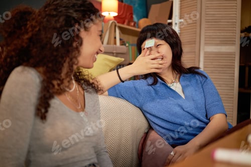 Preview: Sharing Joyful Moments Among Friends at Home