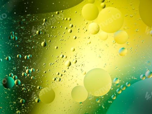 Preview: bright wallpaper with oil drops on water