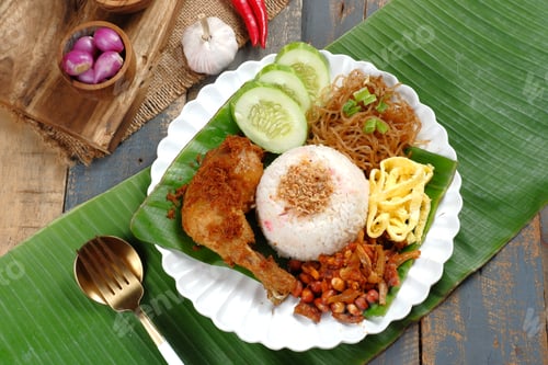 Preview: Nasi Uduk Betawi. Coconut flavored steamed rice dish from Betawi, Jakarta