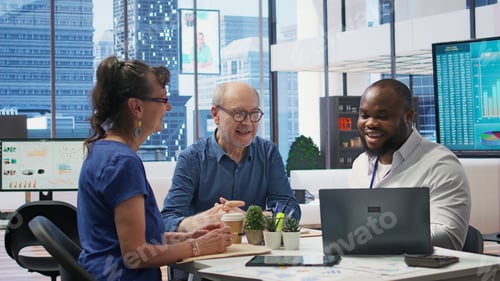 Preview: Old people discussing with a professional banker about retirement plans