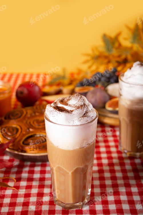 Preview: Pumpkin spice whipped latte in glass