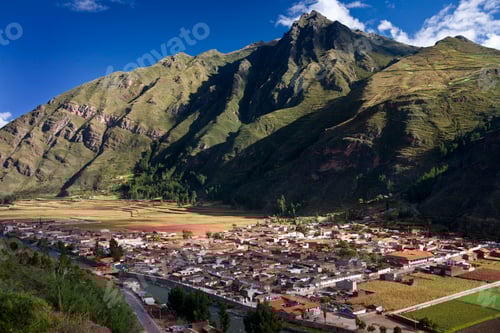Preview: The town of Pisac in The Sacred Valley of the Incas in Peru.