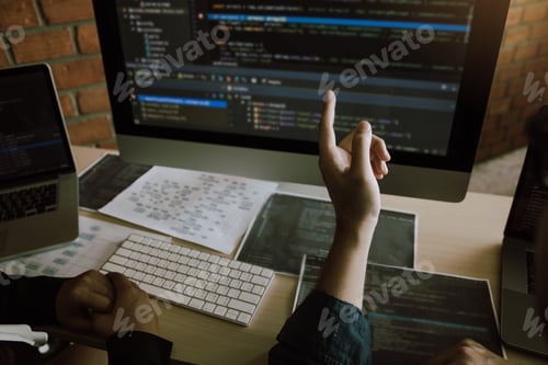 Preview: developers are analyzing together about the code written into the program