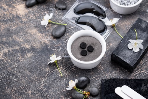 Preview: Set of black charcoal detox cosmetics