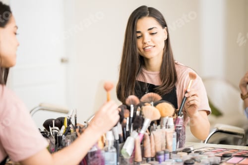 Preview: Makeup artist choosing a brush