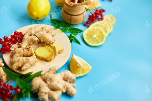 Preview: Flat lay of Immune boosting remedy, immunity boosting foods