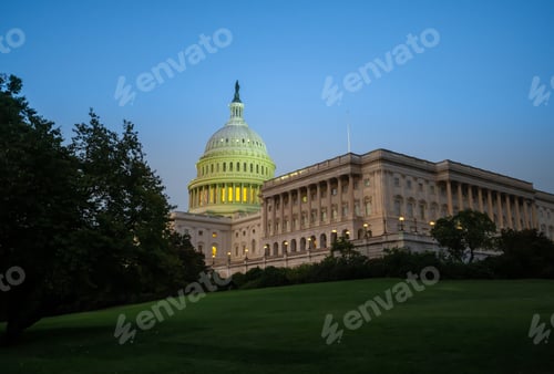 Preview: The United States Capitol building in Washington DC, United States of America