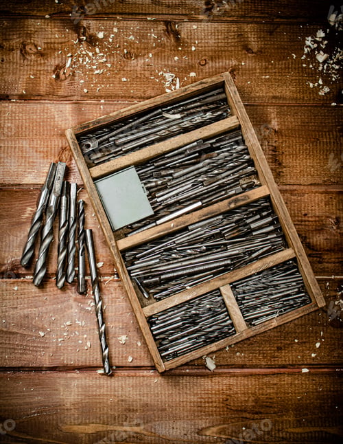 Preview: Various drill bits for drills.