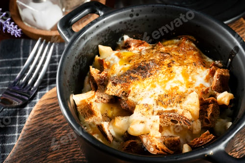 Preview: Ramekin with delicious casserole.