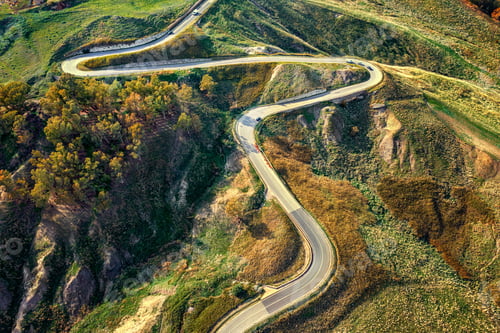 Preview: curved mountain road