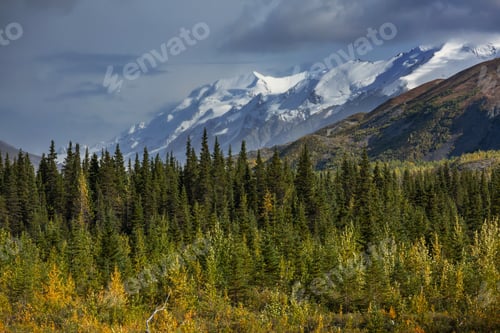 Preview: Mountains in Alaska