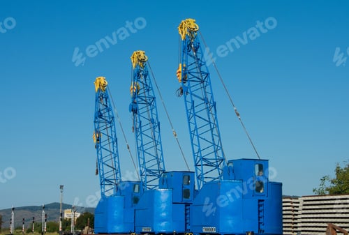 Preview: Closeup shot of drilling rigs