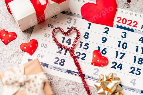 Preview: Calendar for valentine day. Flat lay, top view. 14 February.
