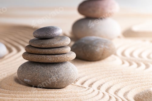 Preview: Japanese zen garden with stone in raked sand