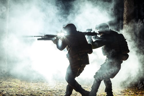 Preview: Black silhouettes of soldiers