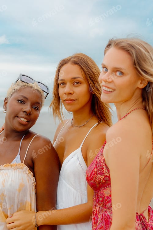 Preview: portrait of three girls friends