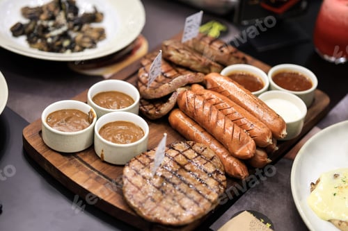 Preview: Roasted Meat SAusage on Steak Plate