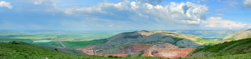 Preview: View of cliffs from the top of mountain