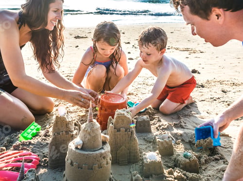 Preview: Family playing on the beach