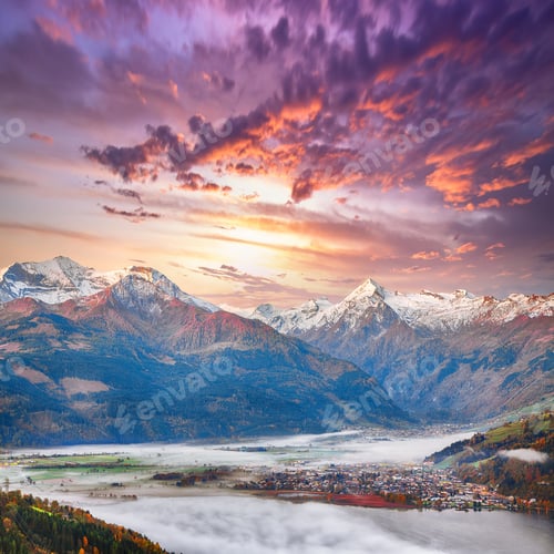 Preview: Amazing autumn view of lake meadows trees and mountains in Sell Am See