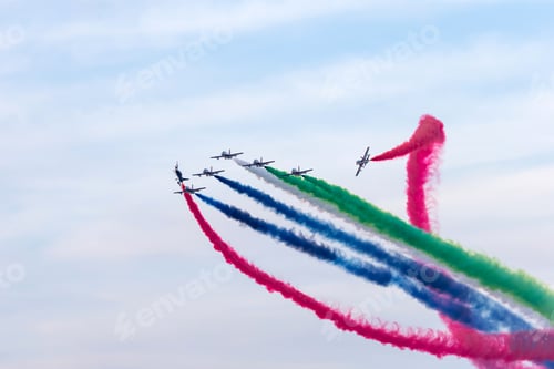 Preview: Aerobatic team doing stunts in the sky in Abu Dhabi, UAE