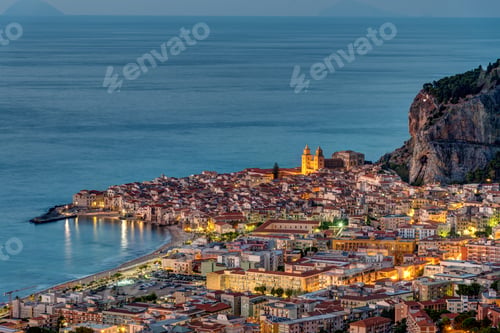 Preview: Cefalu in Sicily at dawn