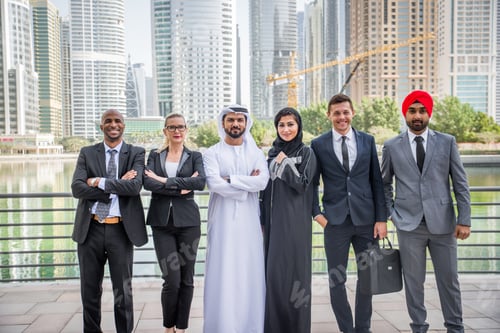 Preview: Business team in Dubai