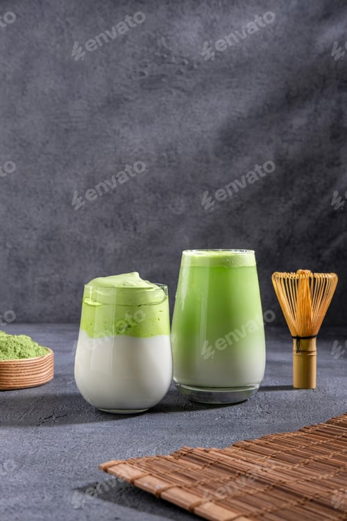 Preview: Matcha tea. Iced green tea matcha latte in glass. Green tea dalgona, whipped grean tea with milk.