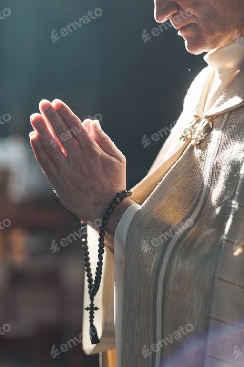 Preview: Priest at the ceremony
