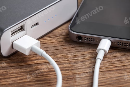 Preview: Smartphone charging with power bank.