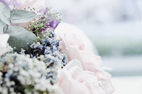 Preview: pink rose in a floral bouquet
