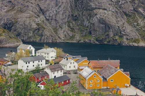 Preview: Fishing village in norway